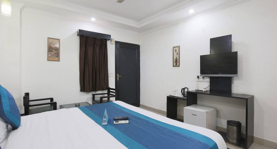 Hotel Majestic, New Delhi 3